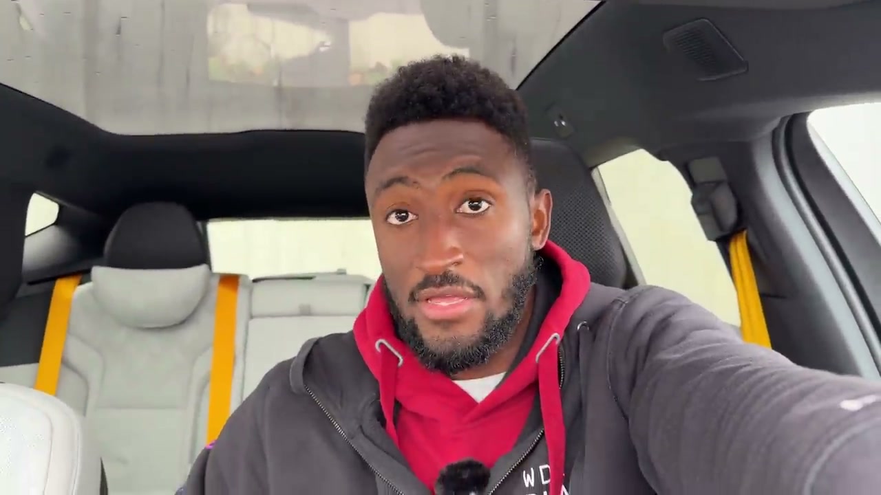 Back seat space despite sloping roofline - Demonstrating rear legroom and headroom with battery packaging